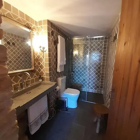 Casarao Do Largo Da Eira Homestay Tomar