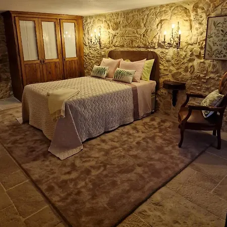 Rum i privatbostad Casarao Do Largo Da Eira Tomar