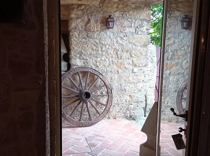 Casarao Do Largo Da Eira Tomar