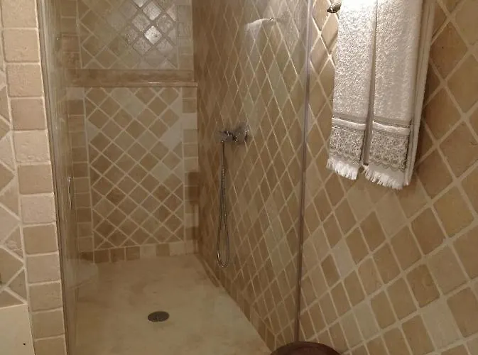 Casarao Do Largo Da Eira *