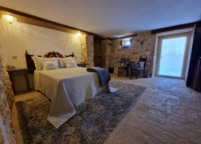 Casarao Do Largo Da Eira * טומאר